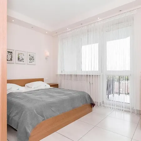 Sunrise Spacerowa By Renters